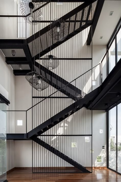 Gallery of Aperture House / Stu/D/O - 5 Stairway Lighting, Exterior Stairs, Stair Design, Steel Stairs, Metal Stairs, Basement Stairs, Stair Handrail, Lan Can, Modern Stairs