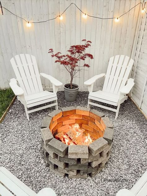 DIY Outdoor Firepit Idea on a Budget | Hometalk Simple Backyard Fire Pit, Small Patio Decor, Simple Backyard, Small Fire Pit, Backyard Fire Pit, Yard Deck, Easy Backyard, Fire Pit Ideas, Fire Pit Area