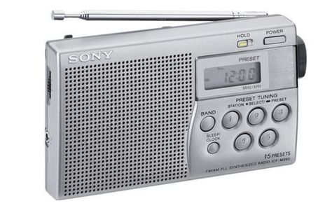 cual es la mejor radio portatil del mercado SONY Sony Radio, Tivoli Audio, Digital Radio, Portable Radio, Old Radios, Radio Fm, Marshall Speaker, Tv Videos, Car Radio