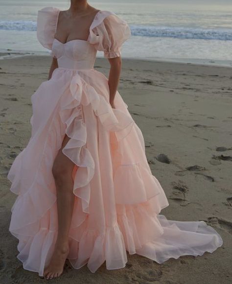 Pink Long Prom Dresses, Prom Dresses Long Pink, Pretty Princess, Prom Dress Inspiration, Cute Prom Dresses, Long Prom Dresses, Pretty Prom Dresses, Birthday Party Dress, Chiffon Prom Dress