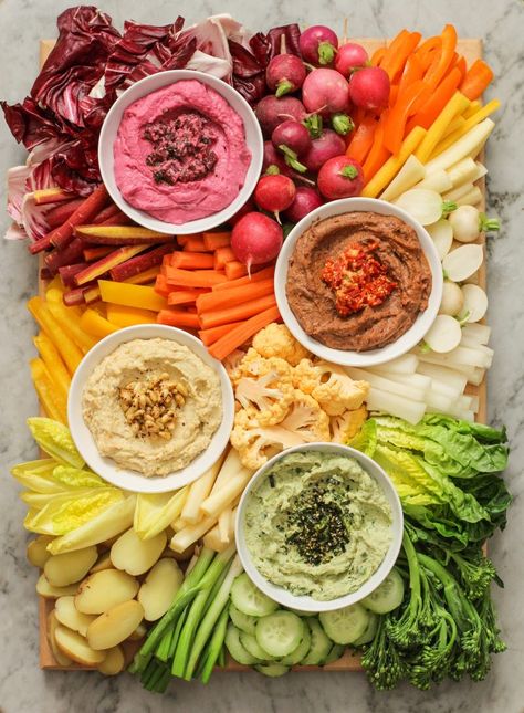 hummus four ways - Girl on the Range Vegetable Platter, Avocado Hummus, Charcuterie Inspiration, Party Food Platters, Charcuterie Recipes, Veggie Tray, Party Platters, Think Food, Food Platters