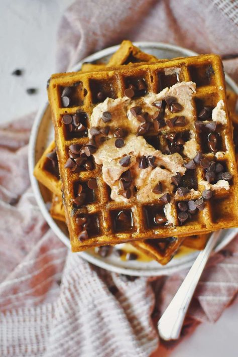 Pumpkin Waffles Recipe on a plate, topped with cinnamon butter, maple syrup, and chocolate chips. Pumpkin Chocolate Chip Waffles, Buttermilk Pumpkin Waffles, Chocolate Chip Waffle Recipe, Cider Pumpkin Waffles, Krusteaz Pumpkin Waffles, Whole Wheat Pumpkin Waffles, Pumpkin Waffles Recipe, Chocolate Chip Waffles, Thanksgiving Breakfast