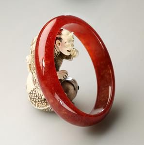 Red Jade Bracelet, Bai Qian, 2d Pattern, Hand Ornaments, Red Bangles, Final Fantasy Xii, Zhu Yi Long, Lavender Jade, Color Jade