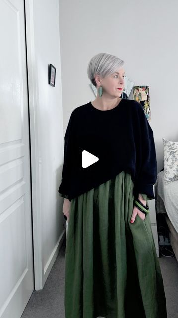 Theatre Outfit Ideas, Theatre Outfit, French Inspired, Linen Dress, Forest Green, Natural Fibers, Jumper, How To Wear, Beauty