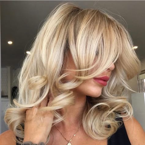 Blonde & bouncy. ✨ We’re in love with these big, blow-dry curls by @teri_bixiecolour 😍Make sure to Tag us and use #BCTV so we can see your work and feature you on our page!  via ✨ @padgram ✨(http://dl.padgram.com) Blow Dry Hairstyles, Blow Dry Curls, Curly Blowdry, Curls For Medium Length Hair, Blowout Curls, Curled Hairstyles For Medium Hair, Bouncy Blow Dry, Blowdry Styles, Bombshell Hair