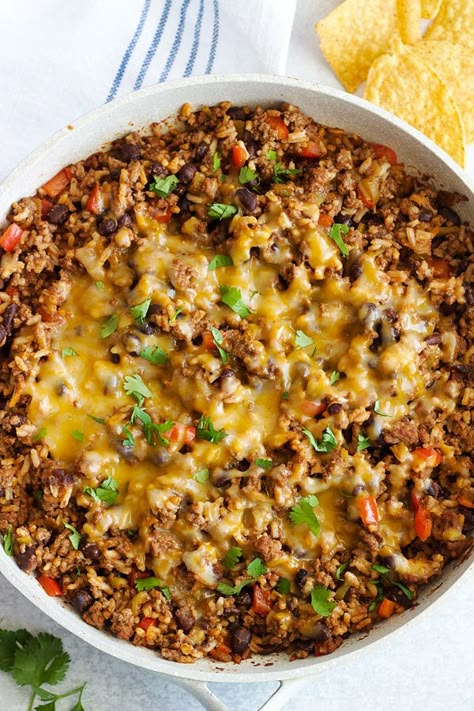 Mexican Beef Skillet, Hamburger Recipes For Dinner, Lean Beef Recipes, Mexican Breakfast Ideas, Breakfast Mexican, Travel Meals, Best Ground Beef Recipes, Beef Skillet, Late Summer Early Fall