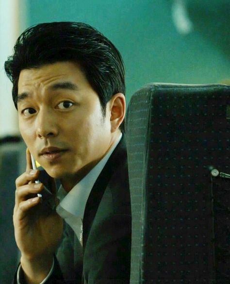 Gong Yoo | 공유 | Gong Ji Chul | 공지철 in Train to Busan 2016 #gongyo #gonyoo2016 #gongjichul Train To Busan Gong Yoo, Gong Yoo Train To Busan, Train To Busan Movie, Zhao Lei, The Others Movie, Train To Busan, Father Ted, Im Jin Ah, Kim Seon Ho