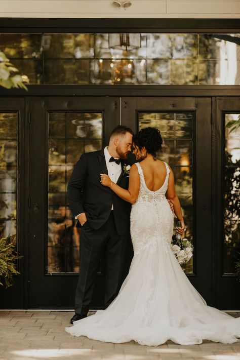 Serious Bride And Groom Photos, Before Wedding Pictures Couple, Short Groom Poses, Low Key Wedding Photography, Fall Bride And Groom Photos, Wedding Day Pictures Must Have Wedding Photography, Intimate Bride And Groom Photos, Must Do Wedding Photos, Wedding Photo Bride And Groom