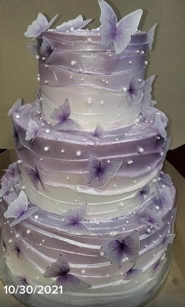 Purple Quinceanera Theme, Tort Hello Kitty, Purple Butterfly Cake, Purple Sweet 16, Quince Cakes, Quince Cake, Sweet 15 Party Ideas, Purple Cakes Birthday, Purple Quince