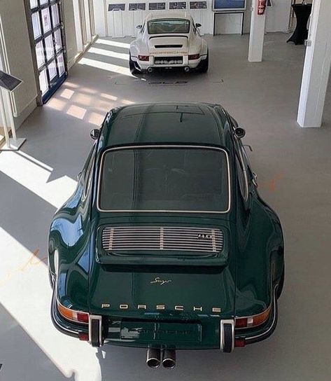 Porche Vintage, Best Car Interior, Old Vintage Cars, New Retro Wave, Classy Cars, Pretty Cars, Dream Garage, My Dream Car