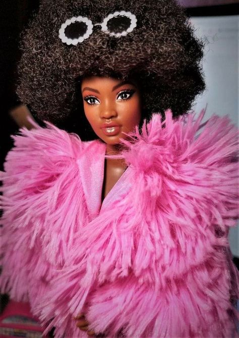 Natural Hair Doll, Barbie Malibu, Baby Barbie, Barbie Basics, Black Barbies, Black Baby Dolls, Barbie Signature, Barbie Makeup, Barbie Costume