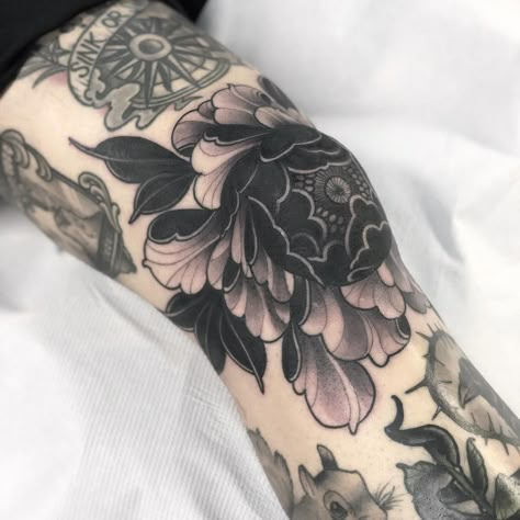 Thanks anousak for getting this black peony knee banger. Sat great @thetallonco @blackgardentattoo #tattoo #tattoos #peony #peonytattoo… Knee Cover Up Tattoo Women, Peonies Knee Tattoo, Blacked Out Peony Tattoo, Neo Traditional Peony Tattoo Black, Dark Peonies Tattoo, Knee Tattoo Cover Up Ideas, Black Rose Knee Tattoo, Black And Grey Knee Tattoos, Knee Peony Tattoo