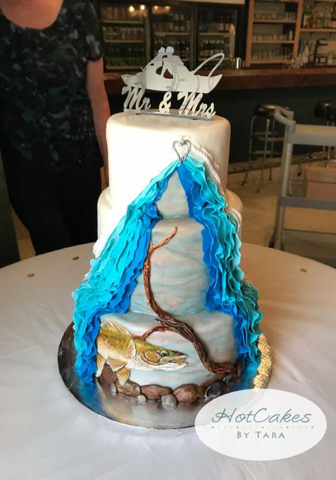 Fish Fry Wedding Reception, Fishing Cake Toppers, Fishing Wedding Ideas, Fishing Wedding Theme, Wedding Cake Country, Fishing Wedding Cake, Cake Reveal, Fishing Wedding Cakes, Fishing Wedding Cake Toppers