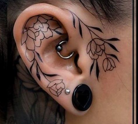 Ear Piercings Chart, Ear Tattoos, Muster Tattoos, Small Flower Tattoos, Geniale Tattoos, Inspiration Tattoos, Tattoo Me, Face Tattoos, Tattoo Inspirations