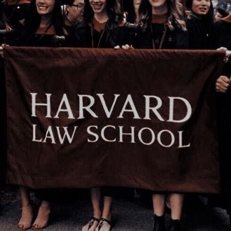 Law School Prep, Law School Life, Harvard Students, Law School Inspiration, College Vision Board, This Time Tomorrow, My Future Job, College Motivation, Post Grad Life