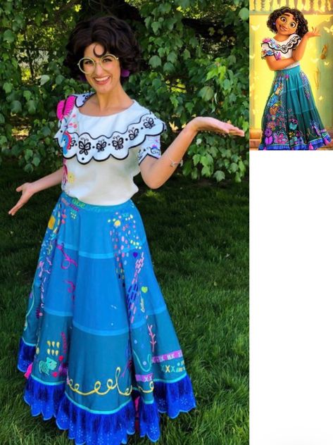 Disfraz Star Wars, Disney Wedding Dresses, Disney Encanto, Character References, Disney Wedding, Diy Clothing, Skirt Fashion, Tie Dye Skirt, Diy Clothes