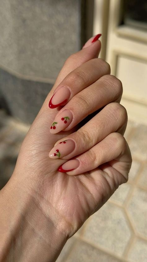 Paznokcie Hello Kitty, Kutek Disney, Unghie Nail Art, Red Acrylic Nails, Cherry Nails, Nagel Tips, Easy Nails, Smink Inspiration, Simple Gel Nails