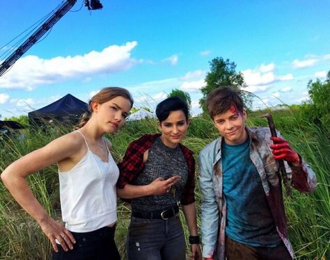 Scream Mtv Cast, Fire Godzilla, Jake Fitzgerald, Scream Show, Scream Actors, Scream Mtv, Bex Taylor Klaus, Scream Series, Scream Tv Series