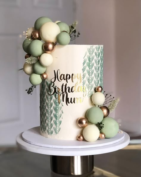 Modern Birthday Cakes, Elegant Birthday Cakes, Luxury Birthday, 18th Birthday Cake, 40th Birthday Cakes, Mini Cakes Birthday, Creative Cake Decorating, 50th Birthday Cake, Beautiful Birthday Cakes