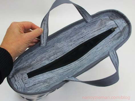 Recessed Zipper Tote Bag Tutorial, Recessed Zipper, Sewing Handbag, Sewing With Nancy, Tote Bag Pattern Free, Purse Trends, Nancy Zieman, Bags To Sew, Bags Sewing