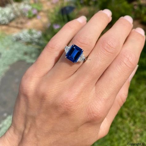 sapphire and diamond ring - Google Search Sapphire Wedding Ring Vintage, Sapphire Engagement Ring Emerald Cut, Engagement Ring Blue Stone, Blue Sapphire Engagement Ring, Sapphire Diamond Engagement, Sapphire Wedding Rings, Cute Engagement Rings, Future Engagement Rings, Three Stone Engagement Ring