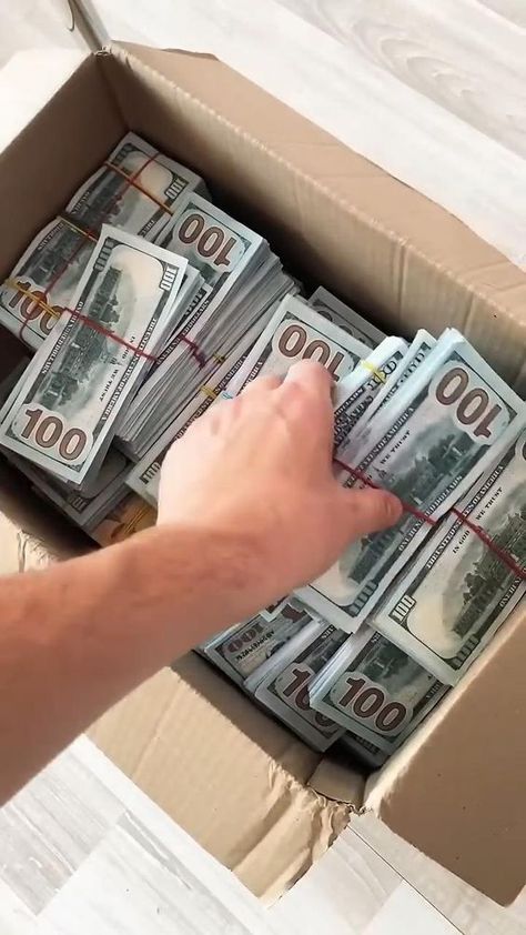 How to make money online   #motivation #cash #money Money In The Box 📦, Consignment Box Of Money Video, Consignment Box Of Money, Money Briefcase, Make Money Online Videos, Money Package, Winning Money, Bag Of Money, Lotto Format