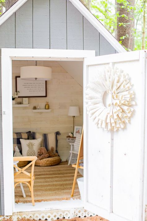 Playhouse Interior Decor, Shed Playhouse Interior, Playhouse Outdoor Interior, Playhouse Flooring, Shed To Playhouse Kids, Playhouse Flooring Ideas, Playhouse Decor Interior, Treehouse Interior Ideas, Playhouse Makeover Interior