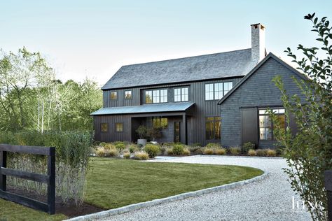 Napa Valley Farmhouse Exterior, Modern Rural House Design, Rustic Modern House Exterior, Belgian Farmhouse Exterior, Traditional Homes Exterior, Modern Cape Cod Exterior, Rustic Belgian House, Modern New England Home, Modern Farmhouse Landscape