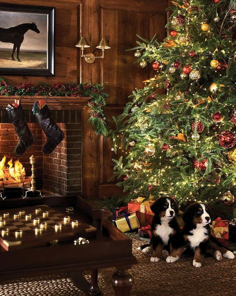 Ralph Lauren Christmas, Classic Christmas Songs, All Is Bright, Cottage Christmas, Christmas Feeling, Timeless Classic Style, Holly Jolly Christmas, Christmas Inspo, Christmas Fireplace