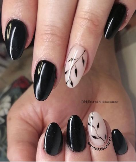 Bridesmaid Nails, Bridesmaids Nails, Blue Glitter Nails, Black French Tips, Makeup Nails Art, Romantic Nails, Beautiful Painting, Art Nails, French Tip Nails