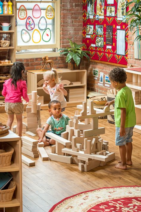 Because of their great potential and versatility as a learning tool, Unit Blocks should be standard equipment in early childhood classrooms. These modular wooden blocks foster the open-ended, creative, constructive play that is the cornerstone of early learning. Block Play Preschool, Constructive Play, Community Playthings, Project Based Learning Math, Diversity In The Classroom, Preschool Assessment, Emergent Curriculum, Blocks Preschool, Construction Play