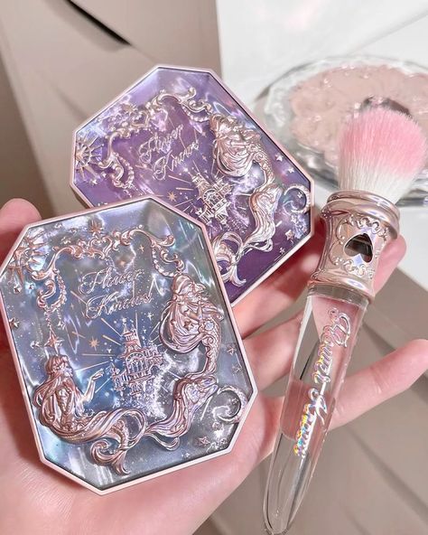 Moonlight Mermaid, Flower Knows Makeup, Crystal Phone Case, Chinese Makeup, Flower Knows, Makeup Package, Mermaid Jewelry, Fancy Makeup, Blush Palette