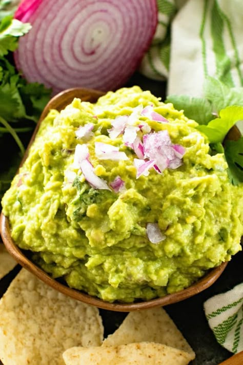 Guacamole Recipes Easy, Rotel Guacamole Recipe, Easy Guacamole Recipe With Salsa, Party Dips Cold, Guacamole Recipe No Tomato, Guacamole Recipe No Cilantro, Guacamole Recipe Without Tomato, Guacamole Recipe Easy Homemade, Italian Calzone