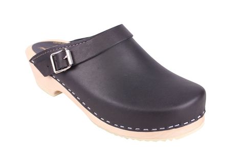 Torpatoffeln Classic Black Clogs with Moveable Strap Lotta Clogs, Lotta From Stockholm Clogs, Lotta From Stockholm, Wood Clogs, High Heel Clogs, Clogs For Women, Clogs Heels, Swedish Clogs, Black Clogs