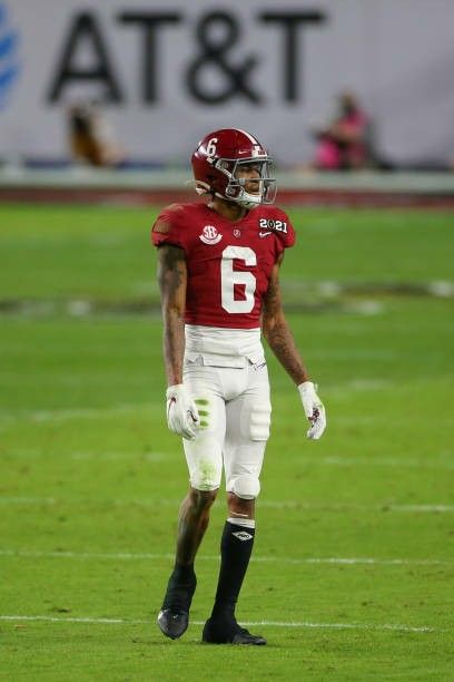 Devonta Smith Wallpaper, Devonta Smith Alabama, Alabama Crimson Tide Wallpapers, Alabama Basketball, Alabama College Football, Bear Bryant, Alabama Football Roll Tide, Jalen Hurts, Nick Saban