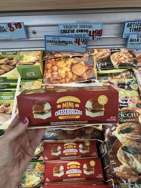 Mini Cheeseburgers Trader Joes Healthy, Trader Joes Frozen Food, Trader Joes Meal Planning, Trader Joes Recipes Healthy, Best Trader Joes Products, Mini Cheeseburger, Best Frozen Meals, Trader Joes Food, Griddle Cakes