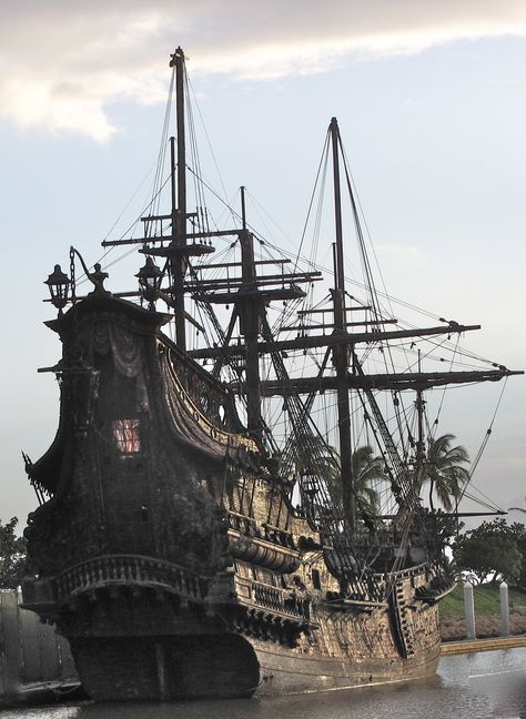 The Black Pearl ,This ship is docked in Hawaii at Ko Olina. This is what they used in the new Pirates of the Caribbean movie Black Pearl Ship Wallpaper, Pirates Of The Caribbean Ship, Black Pearl Pirate Ship, Pirate Ship Aesthetic Dark, Pirates Of The Caribbean Black Pearl, Pirates Of The Caribbean The Black Pearl, Old Pirate, Ship Life, Black Pearl Ship