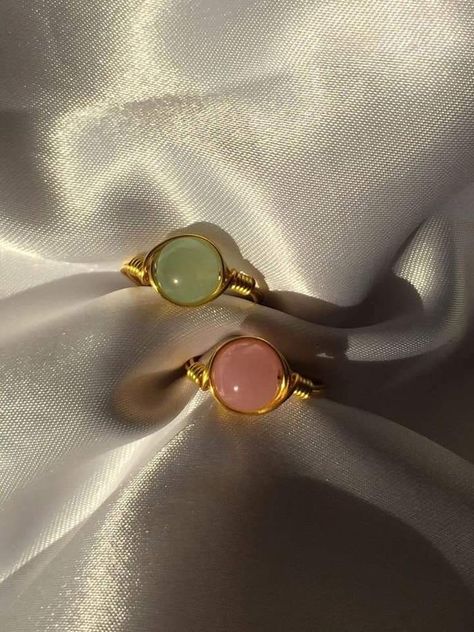 Cute Dainty Rings, Green Aesthetic Sage, Aesthetic Sage Green, Sage Green Aesthetic, Jewellery Summer, Green Jewellery, Diy Wire Jewelry Rings, Wire Jewelry Rings, Summer Jewellery