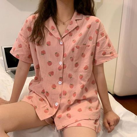 Korean Pajamas, Pajamas Aesthetic, Pijamas Women, Pajama Fashion, Cute Pajama Sets, Cute Sleepwear, Pink Pajamas, Women's Nightgowns, Cute Pajamas