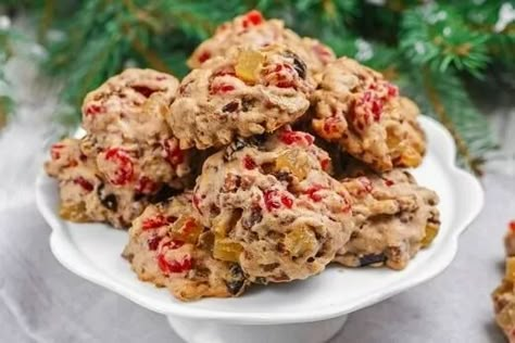 Pioneer Woman Fruitcake Cookies Recipe Recipe For Fruit Cake, Fruitcake Cookies Recipe, Top Christmas Cookies, Vintage Cookie Recipes, Fruit Cake Cookies Recipe, Fruitcake Cookies, Candied Cherries, Cake Cookies Recipe, Fruit Cake Recipes