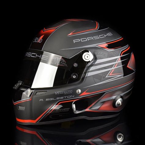 Moto Helmet Design, Karting Helmet Design Ideas, Race Helmet Design, Karting Helmet Design, Racing Helmet Design Painting, Sporty Jacket Outfit, Race Car Helmet, Racecar Livery, F1 Helmet Design