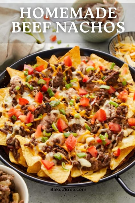 Make this easy homemade beef nachos recipe with taco-seasoned beef, refried beans, and melted cheese. Great for a tasty appetizer or hearty snack! Layered Nachos Baked, Simple Nachos Recipe Beef, Nachos Refried Beans, Homade Nachos, Nacho Meat Seasoning, Meat Nachos Ground Beef, Tri Tip Nachos, Soft Nachos, How To Make Nachos With Ground Beef