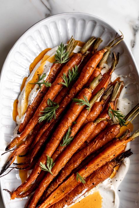 Easy Roasted Carrots, Chili Butter, Easy Thanksgiving Sides, Whipped Ricotta, Christmas Meals, Autumn Food, New Years Dinner, Xmas Dinner, Fall Session