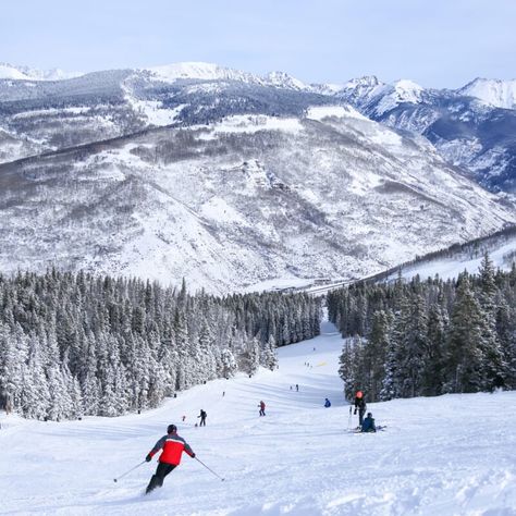 How To Ski Vail Like A Local Skiing Colorado, Colorado Attractions, Vail Ski Resort, Vail Skiing, Vail Village, Best Ski Resorts, Ski Town, Ski Vacation, Vail Colorado