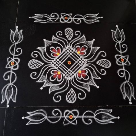 Kollam Muggu Designs, New Year Simple Rangoli, Dhanurmasam Muggulu Simple, New Year Muggulu Designs, Pongal Kolam Rangoli, Pongal Rangoli Design, Easy Rangoli Patterns, Muggulu With Dots, Dhanurmasam Muggulu