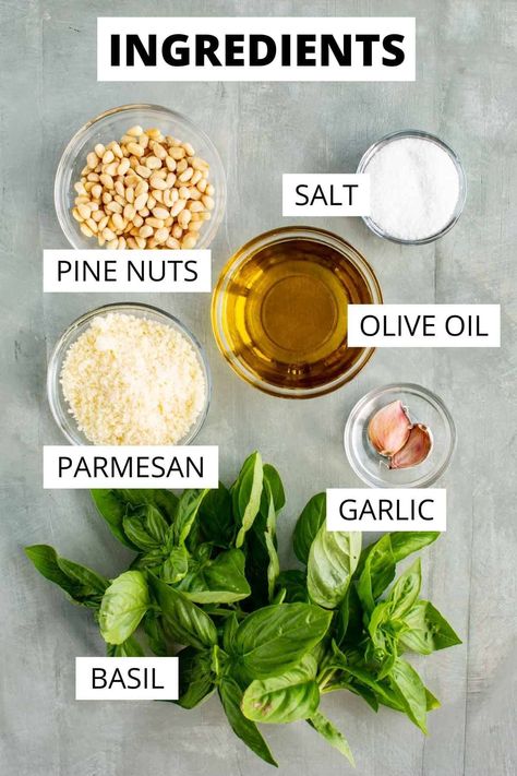 Pesto Genovese Recipe, Easy Basil Pesto Recipe, Wood Pizza Oven, Party Desert, Basil Pesto Recipe, Pesto Sauce Recipe, Pizza Oven Recipes, Basil Pesto Recipes, Wood Pizza