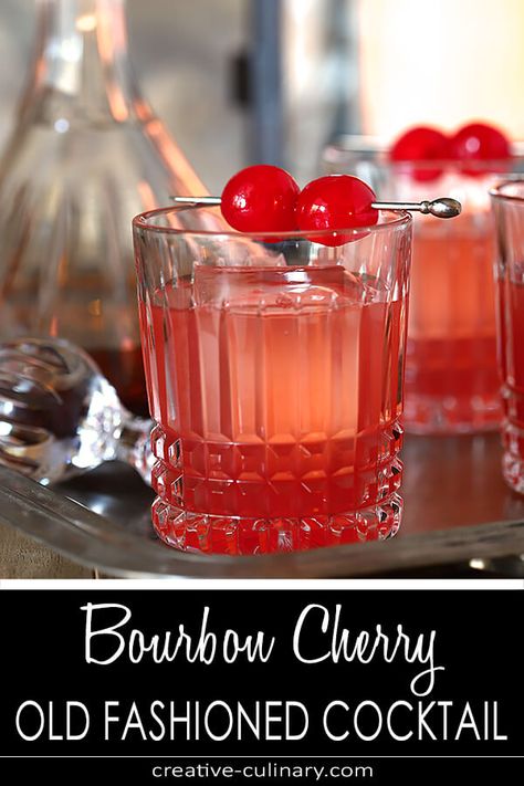 This Bourbon Cherry Old Fashioned Cocktail is great for a holiday party. Cherry jam is muddled and combined with bourbon, lime juice and honey for a delicious winter sipper. via @creativculinary Maraschino Cherry Cocktail, Cherry Old Fashioned, Eggnog Martini, Bourbon Cherries, Old Fashion Cocktail Recipe, Bourbon Drinks, Cherry Jam, Christmas Cocktail, Bourbon Cocktails