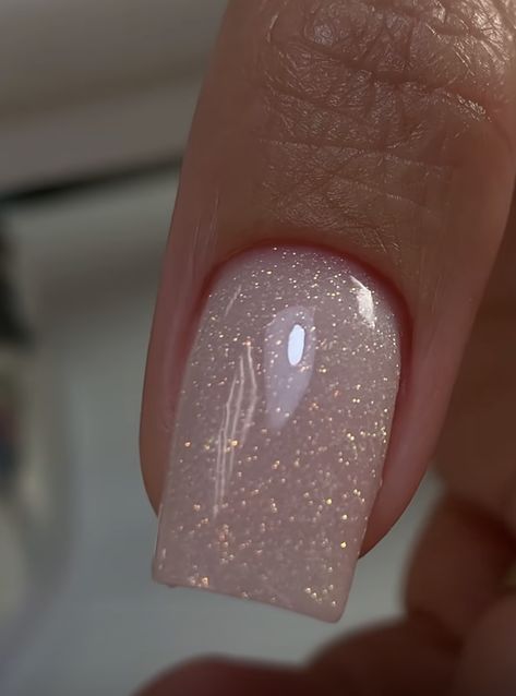 Sparkly White Nails Coffin, Shiny Square Nails, Glitter Elegant Nails, Gel Nails Nye, Pink Glitter Biab Nails, Classy Holiday Nails Christmas Short, Sparkle Simple Nails, Shimmer Neutral Nails, Solid Sparkle Nails