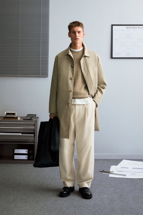 Zara Workwear Fall 2023 Lookbook 007 Office Casual Men, Office Outfit Men, Summer Work Outfits Office Casual, Summer Work Outfits Office, Business Dress Code, Men Back, Mens Work Outfits, Smart Casual Menswear, Formal Men