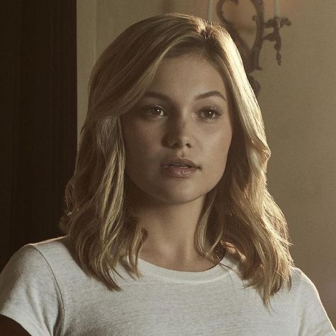 Peter Parker X Reader, Blonde Actresses, Cloak And Dagger, Get Her Back, Olivia Holt, Spider Girl, People Fall In Love, Child Actors, X Reader